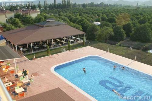 Aura Hotel 5
